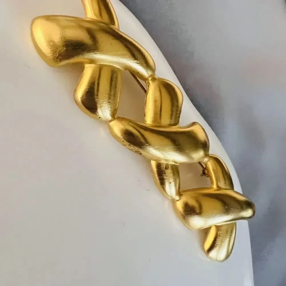 Vintage ANNE KLEIN Brooch Matte Satin Brushed Gold Tone XXX Bar MCM 4” 4549